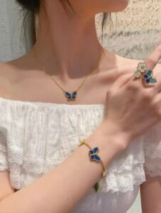 반클리프 아펠 — Van Cleef & Arpels