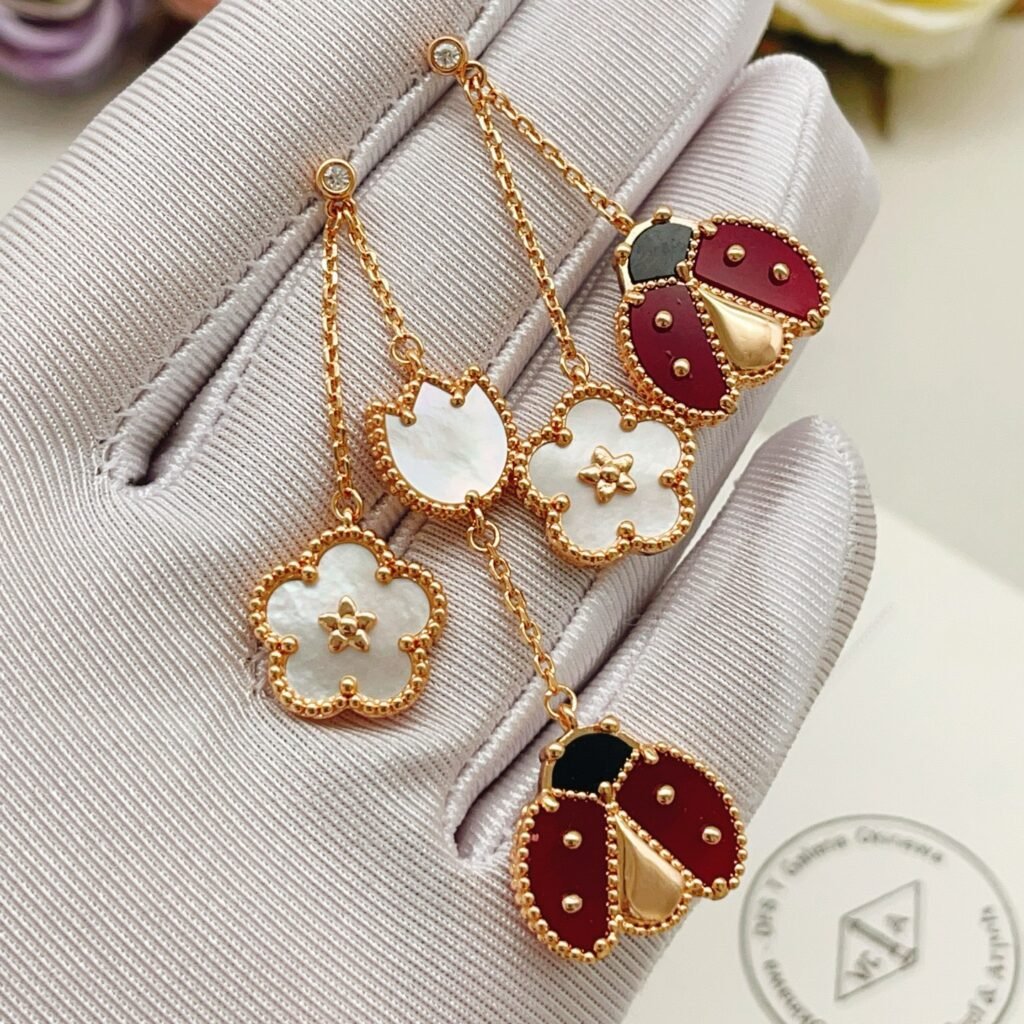 반클리프 아펠 — Van Cleef & Arpels