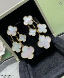 반클리프 아펠 — Van Cleef & Arpels